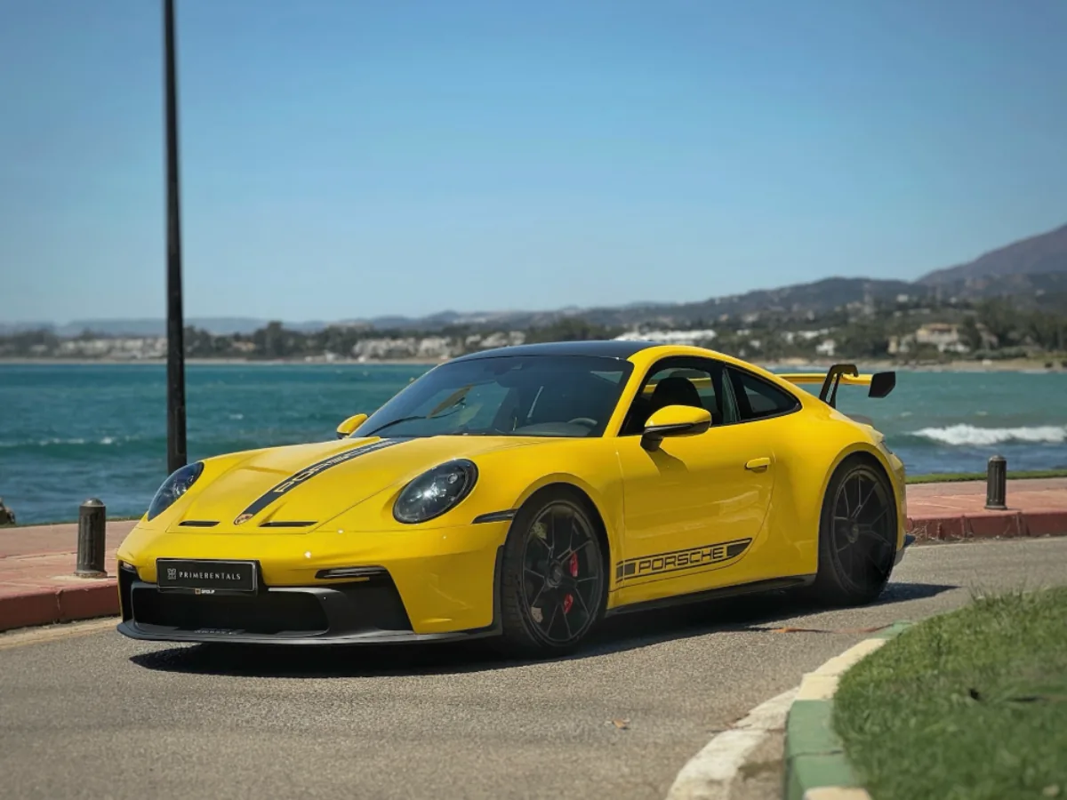 Rent Porsche 911 GT3 in Marbella