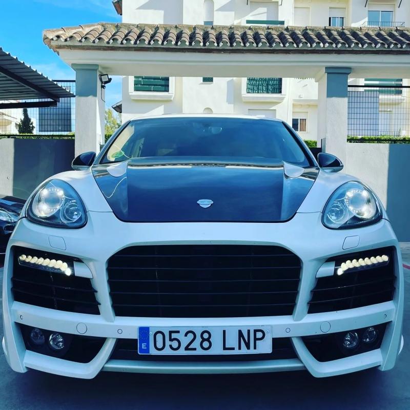 Rent Porsche Cayenne Turbo Magnum in Marbella